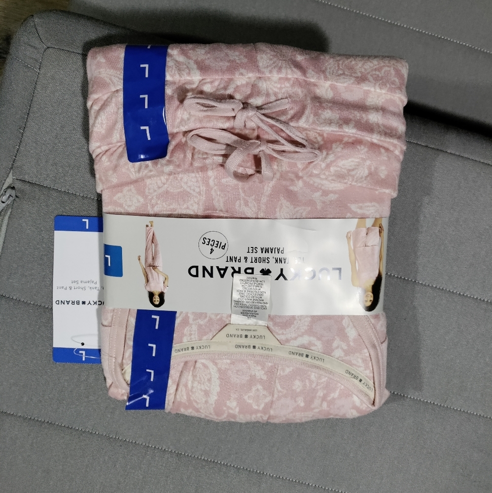 LUCKY BRAND 4 PIECES PAJAMA